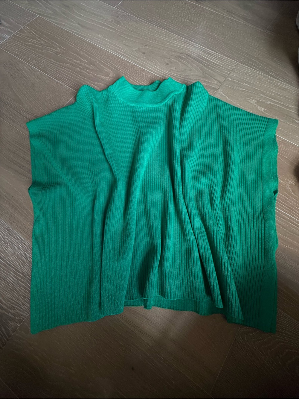 Emerald Ribbed Mock-Neck Short-Sleeve Sweater